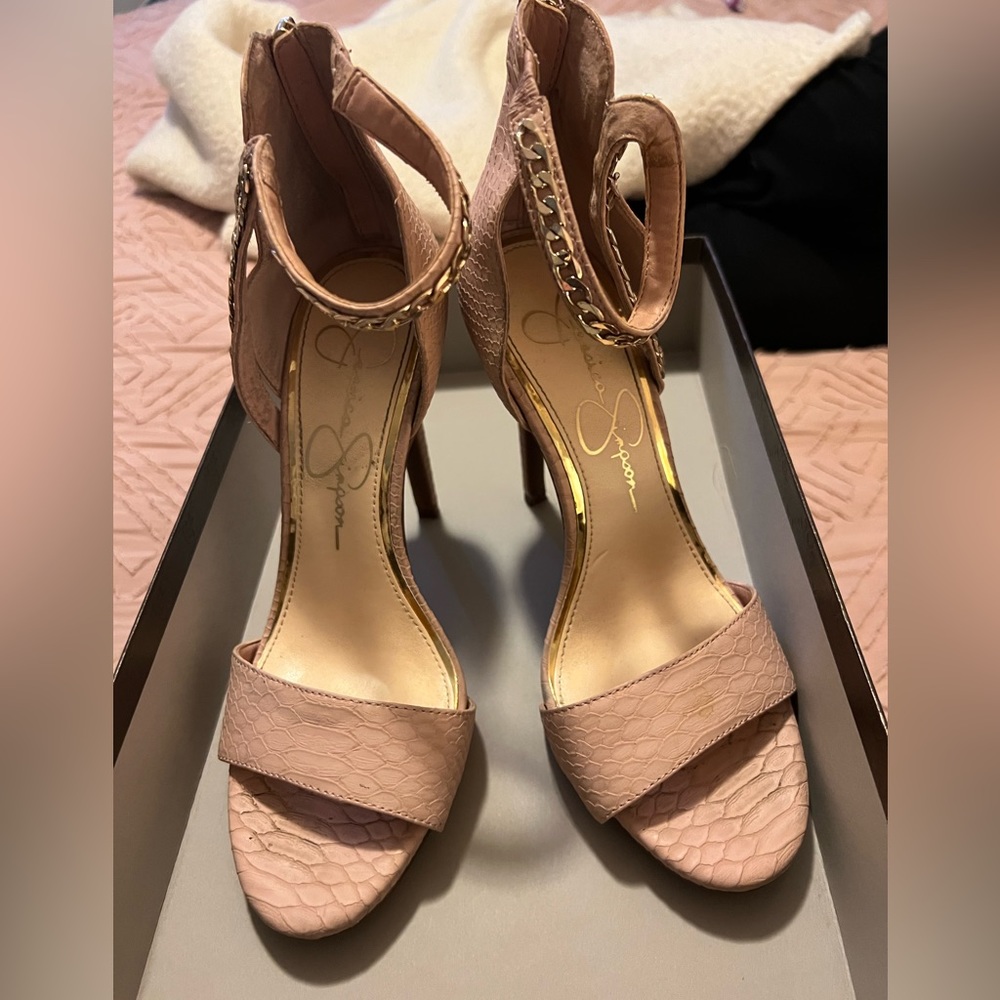 Jessica Simpson heels